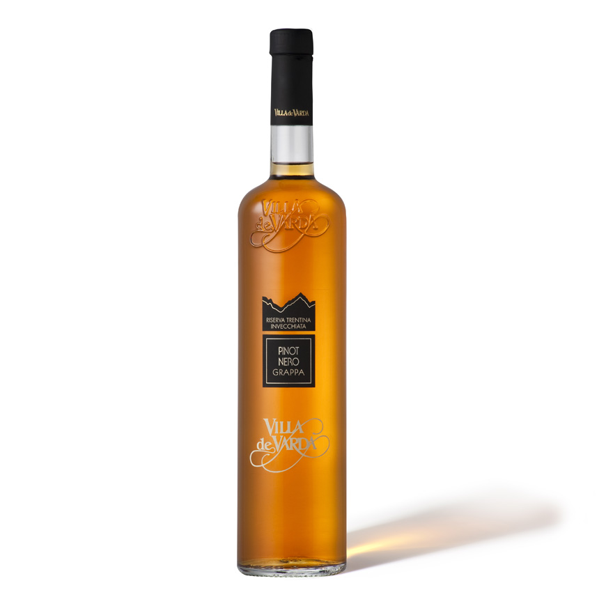 grappa-pinot-nero-riserva-villa-de-varda